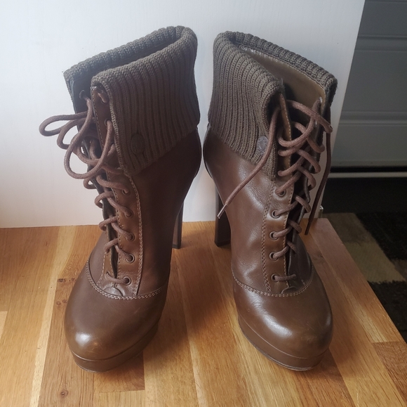 Gucci Lace-up Ankle Booties - Picture 2 of 11